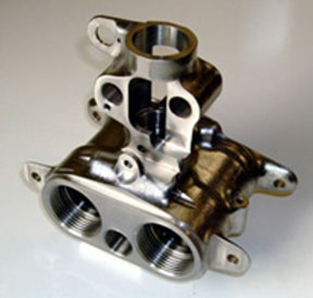 Precision CNC machined manifold housing