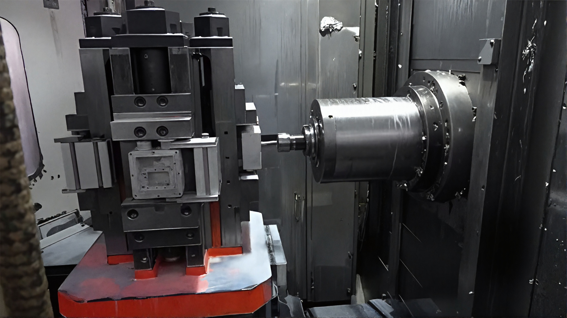 Horizontal Machining Center (HMC)